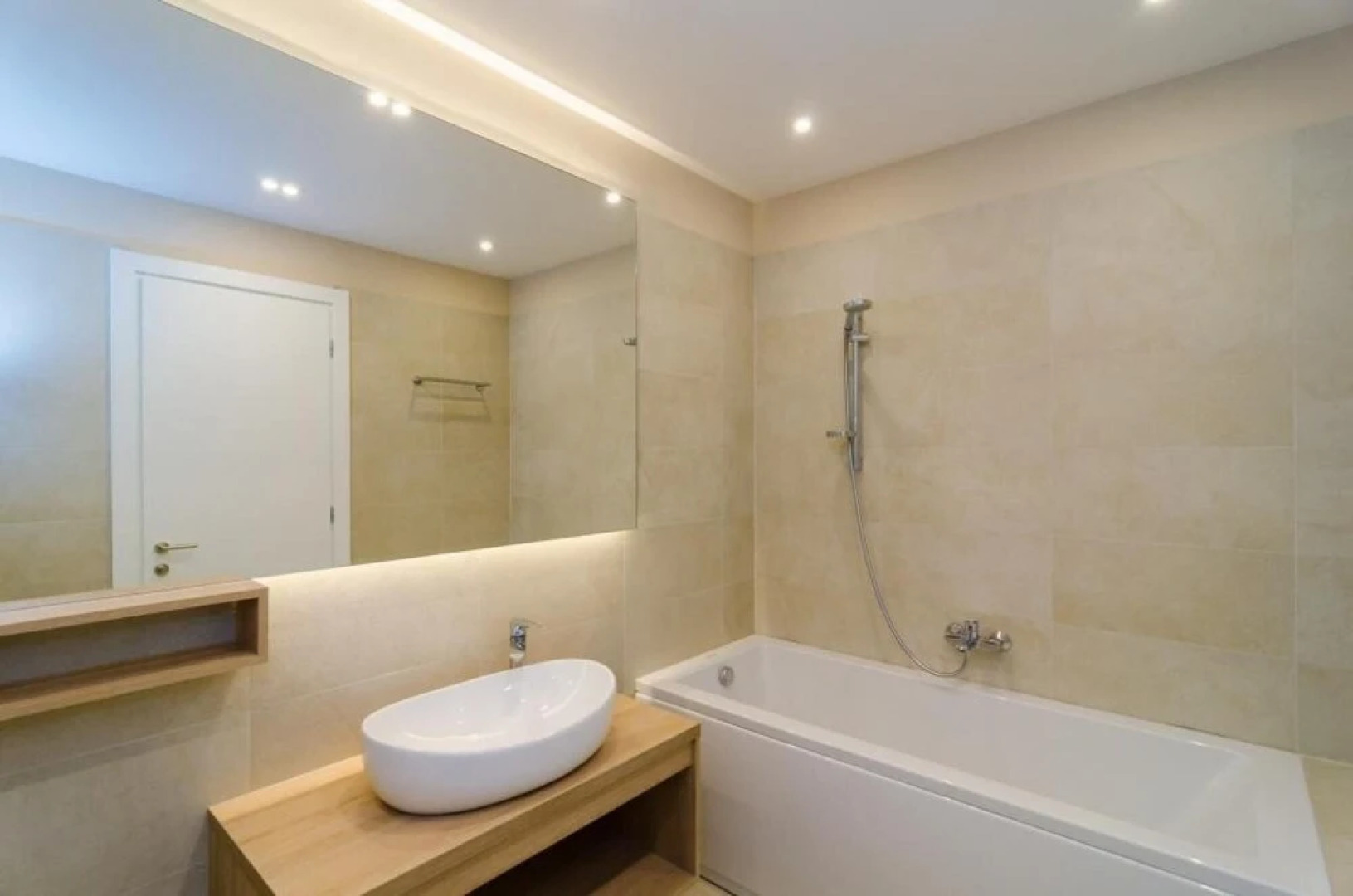 Villa Orlando - Five Bedroom Villa With Swimming Pool and Sea View ID Direct Booker 3375