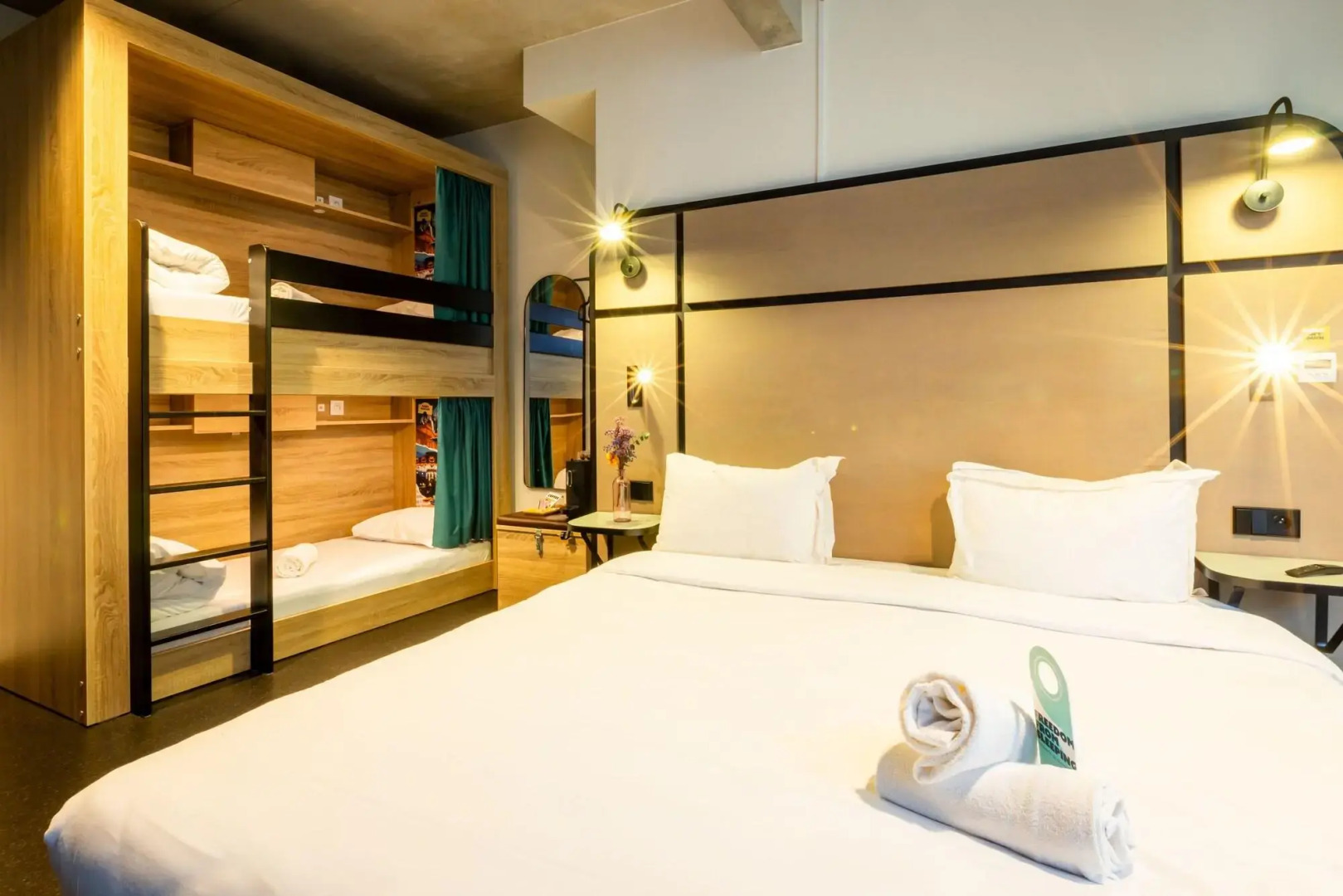 The People Paris Marais