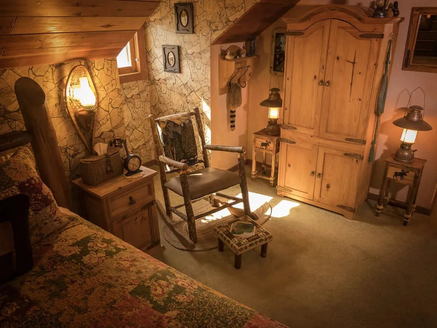 The Log House Lodge Bed & Breakfast