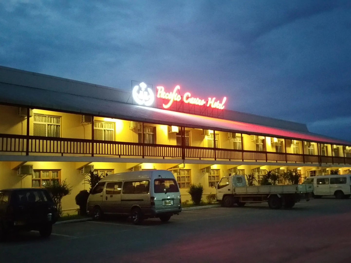 Pacific Crown Hotel
