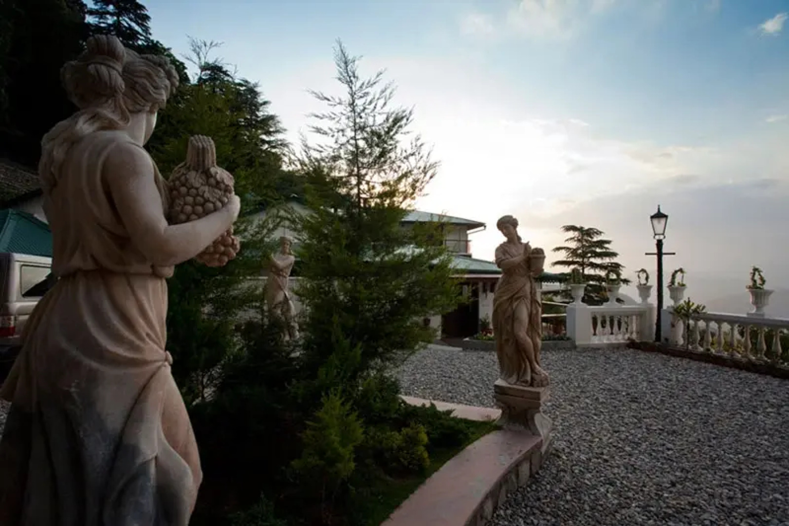 The Amber - Vermont Estate