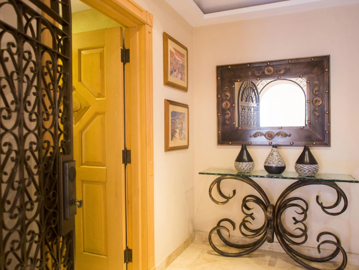 Villa La Estancia Beach Resort & Spa