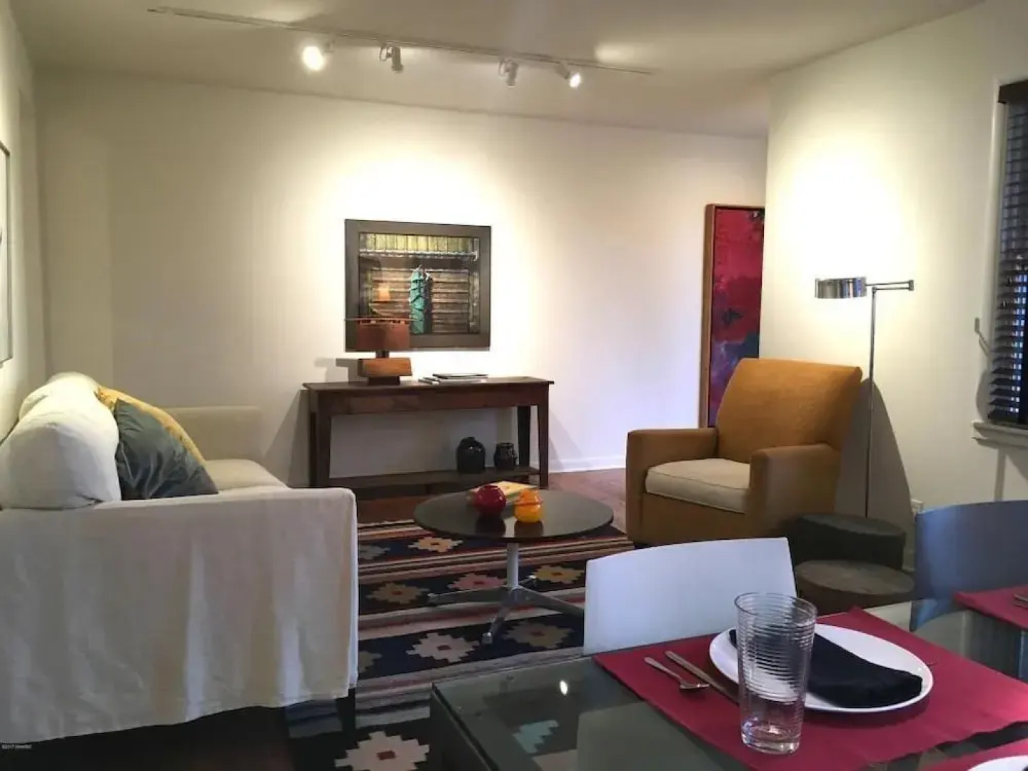 Ellis Street Getaway