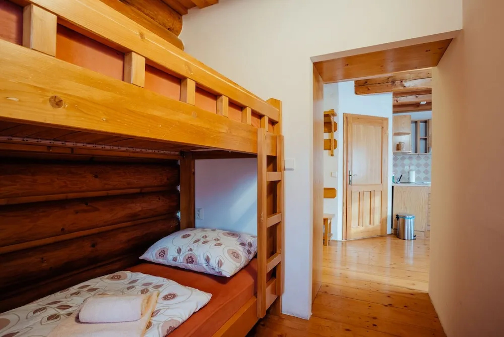 Jánošíkova Valaška Pension & Restaurant