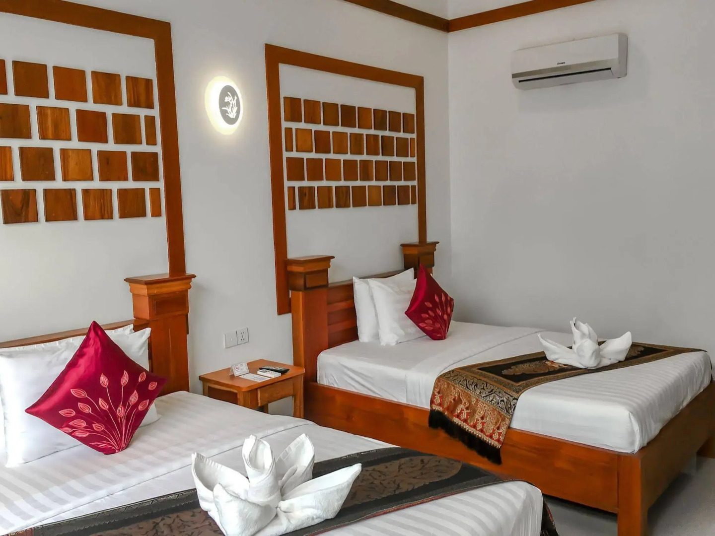 Boutique Kampot Hotel