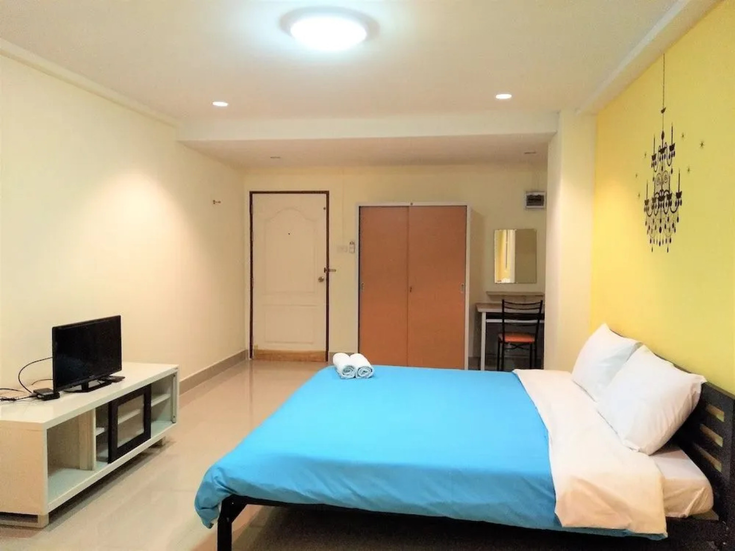 Aung Pung Serviced Apartment