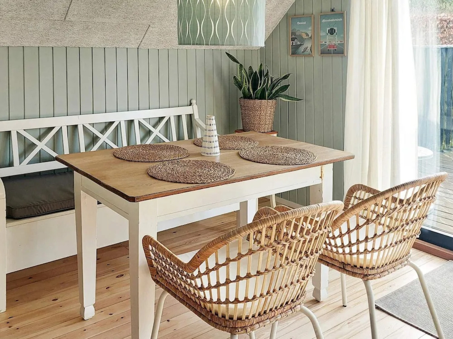 Modern Coastal Retreat in Eno-by Traum