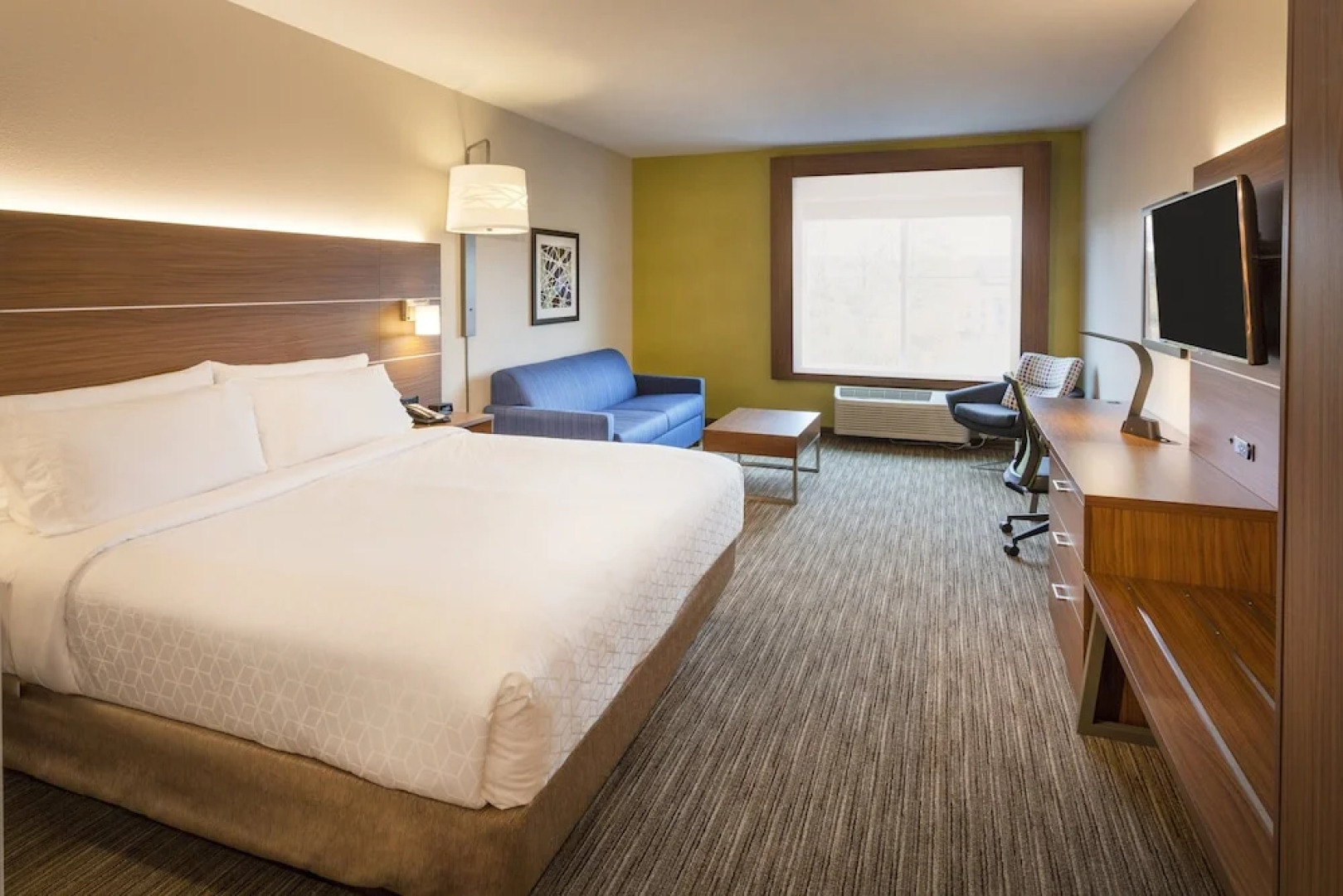 Holiday Inn Express & Suites Seattle South - Tukwila, an IHG Hotel
