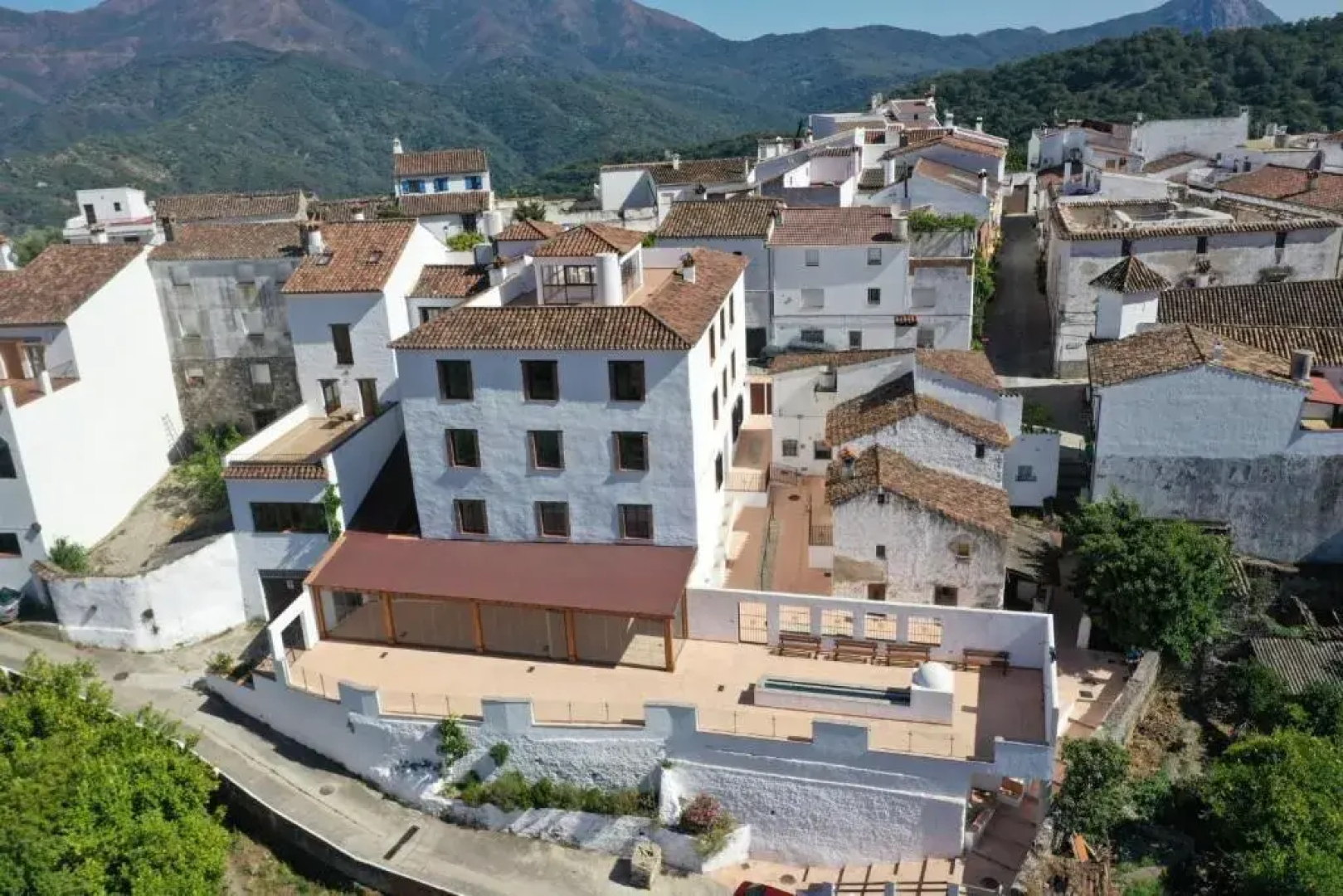 Benarrabá Hostel