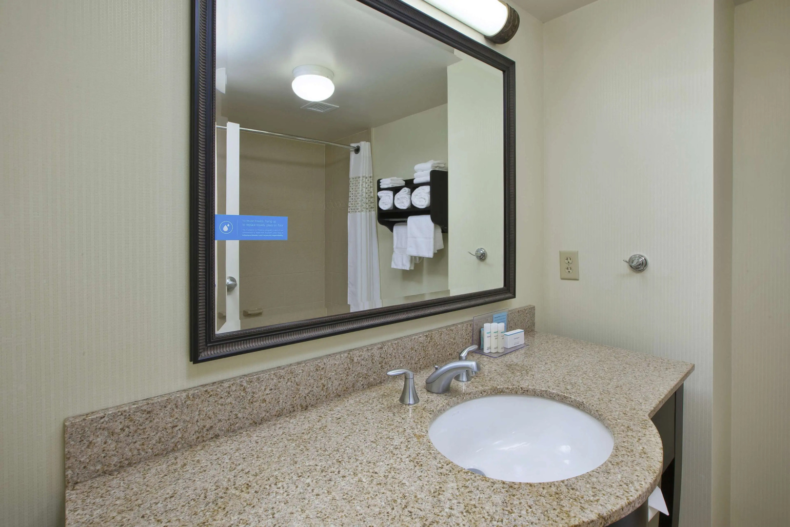 Hampton Inn & Suites Plattsburgh