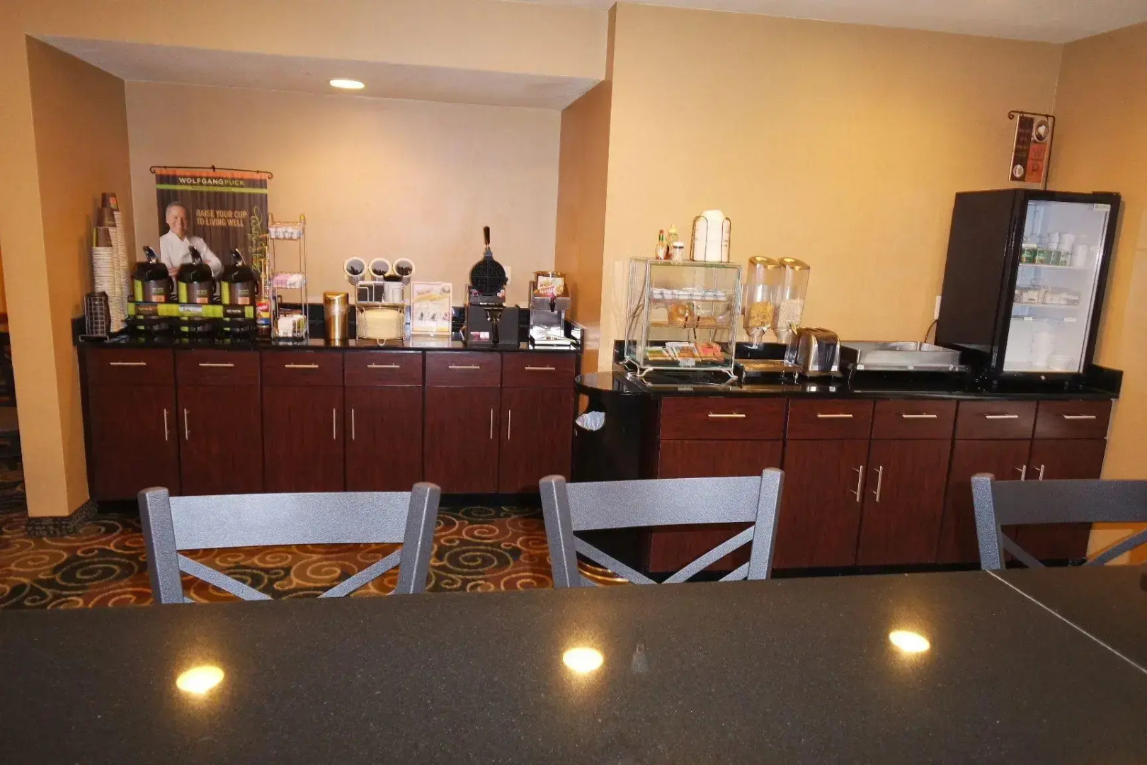 Cobblestone Inn & Suites - Harper