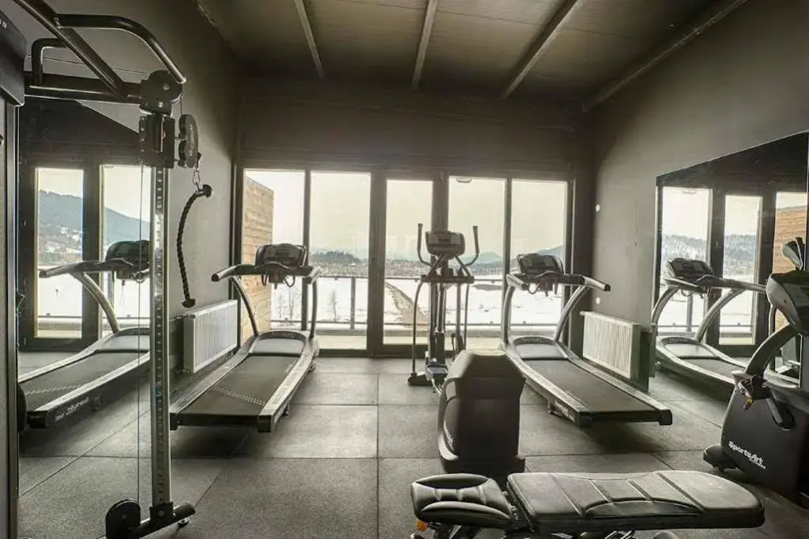 Terrace 8 Bakuriani by Mgzavrebi