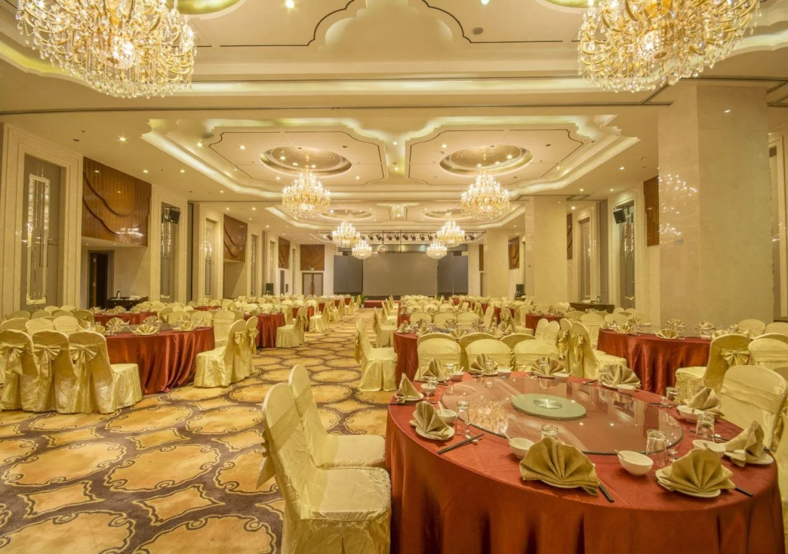 Xian Titan Senbo Hotel