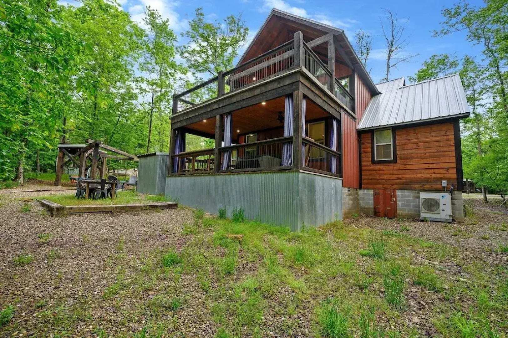 Stardust Hollow Cabin for 14