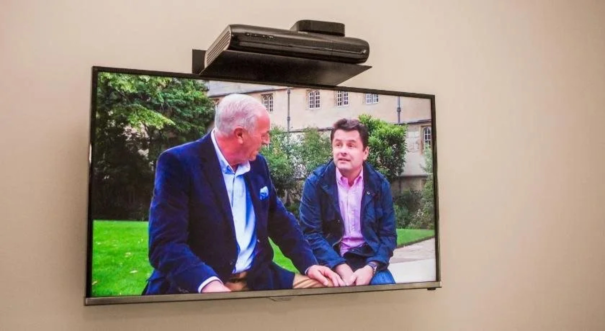 Solar Strand Express Hotel