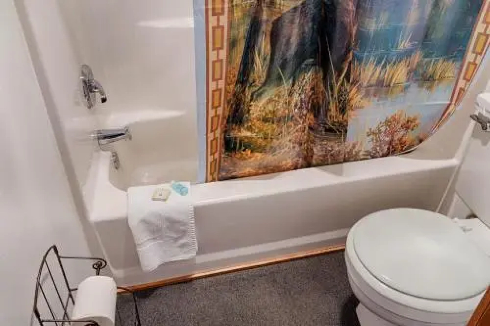 Cosmos Cabin at Eden Valley