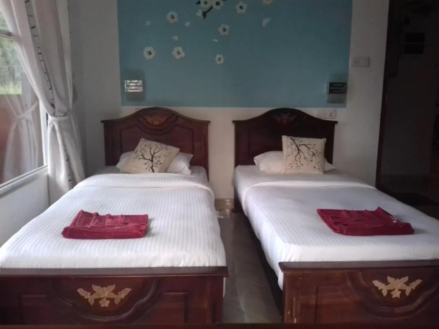 Vista Hotel Sun Breeze