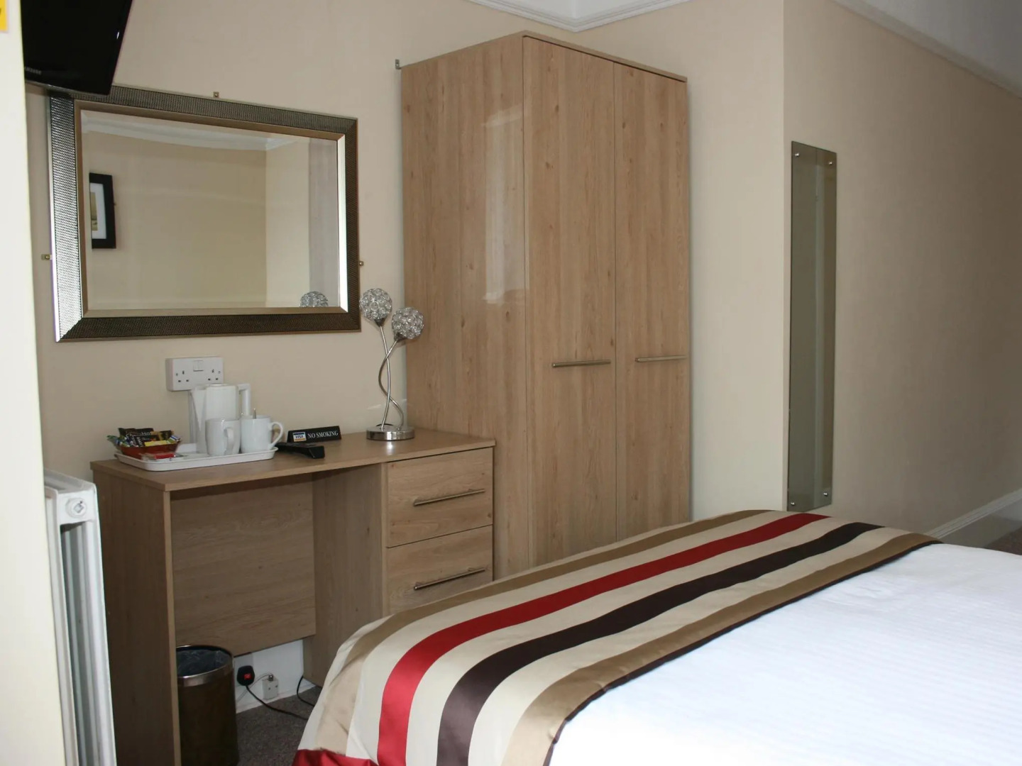 The Robin Hill Hotel