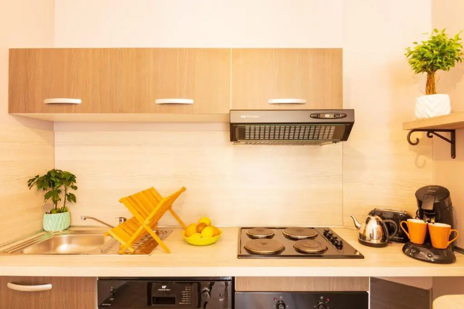 Appartement de charme, spacieux, Moustiers #5