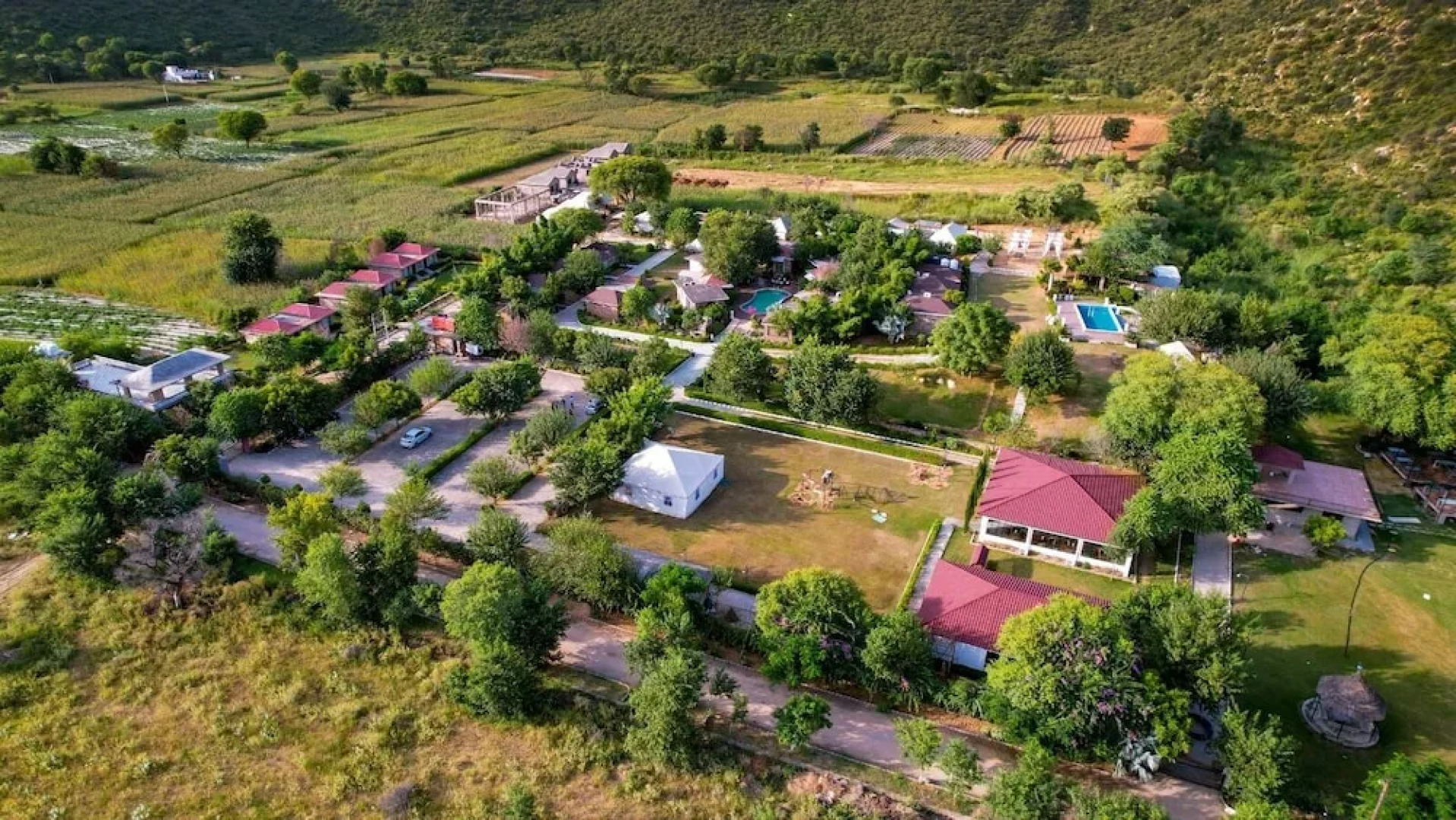 Valley By Grassfield