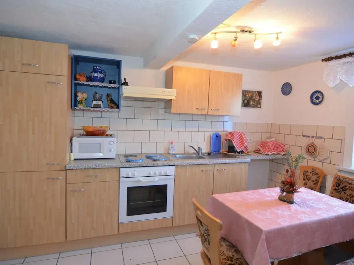 Holiday Home in Neustadt am Rennsteig With Pond