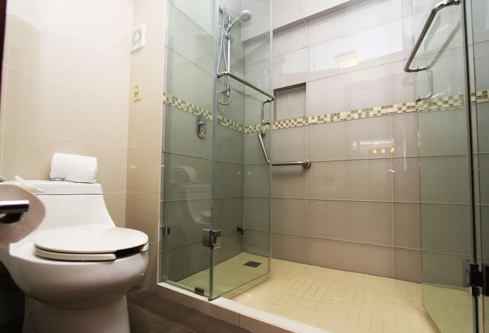 Plaza Gallery Hotel & Boutique