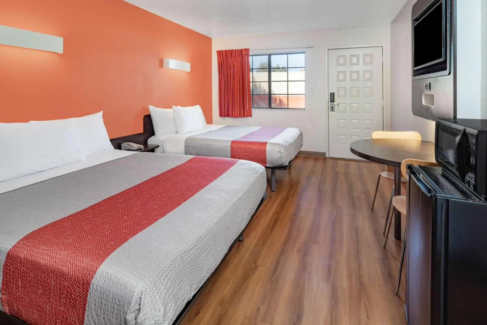 Motel 6 Thousand Oaks, CA