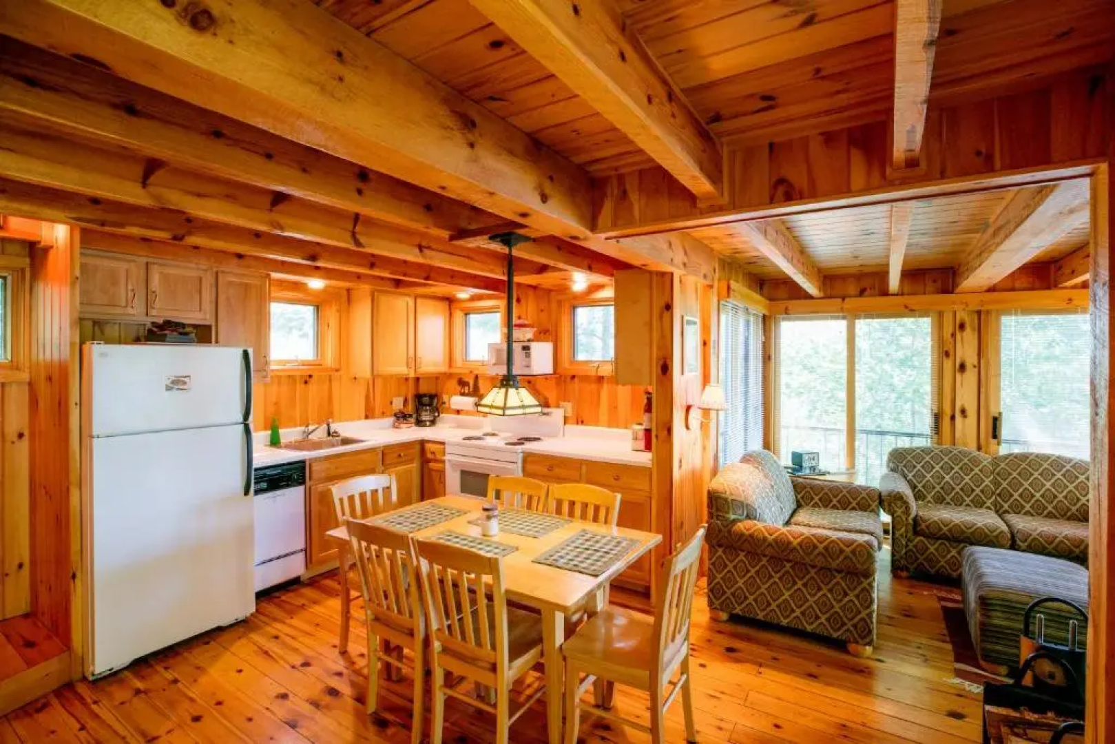 Ludlow's Island Resort