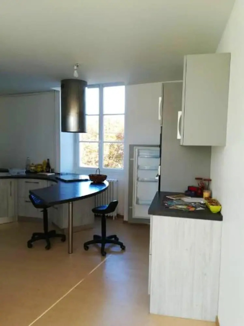 Apartment With one Bedroom in Civray, With Wonderful City View, Furnished Garden and Wifi