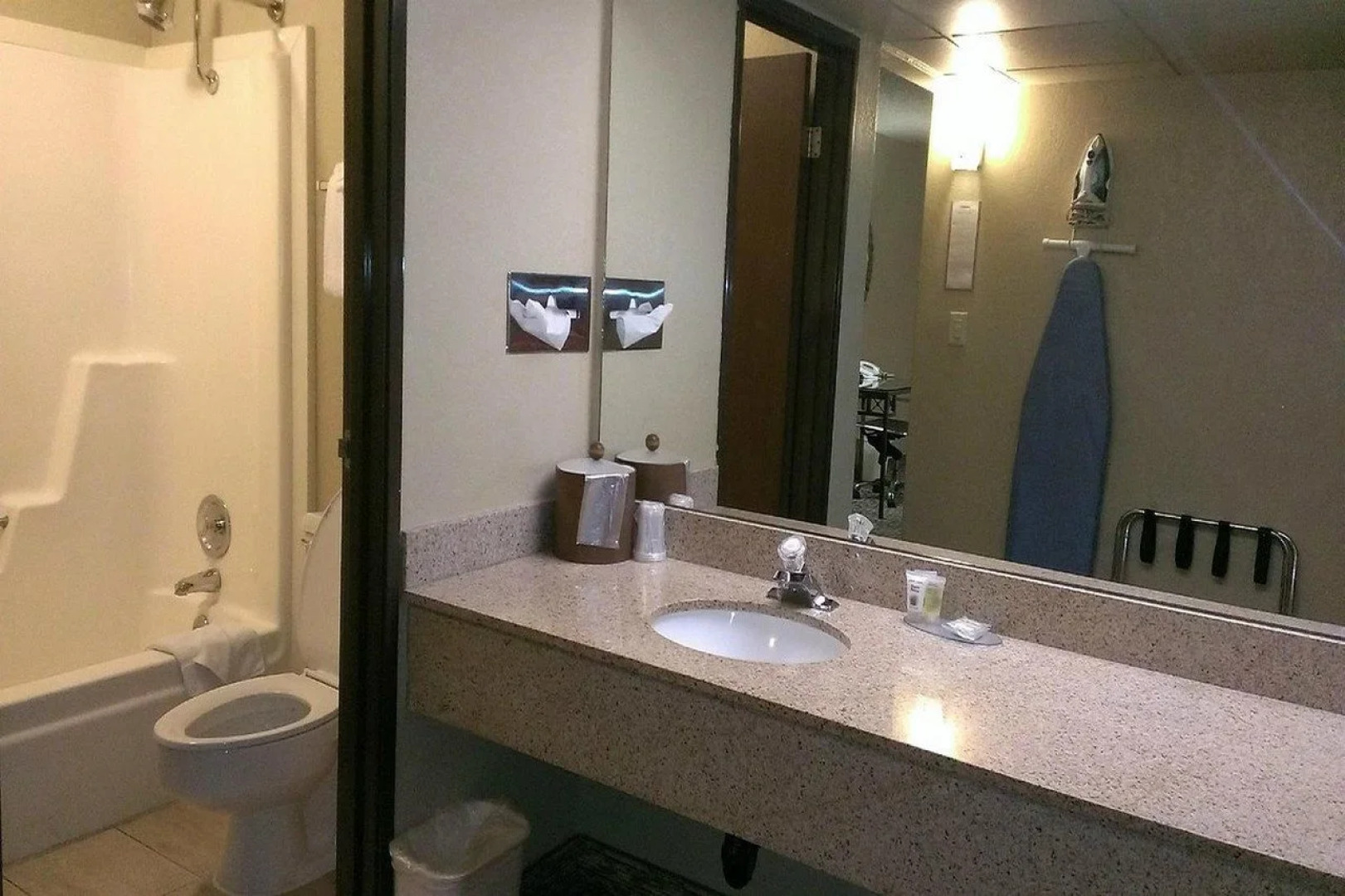 Dobson Ranch Inn & Suites LLC