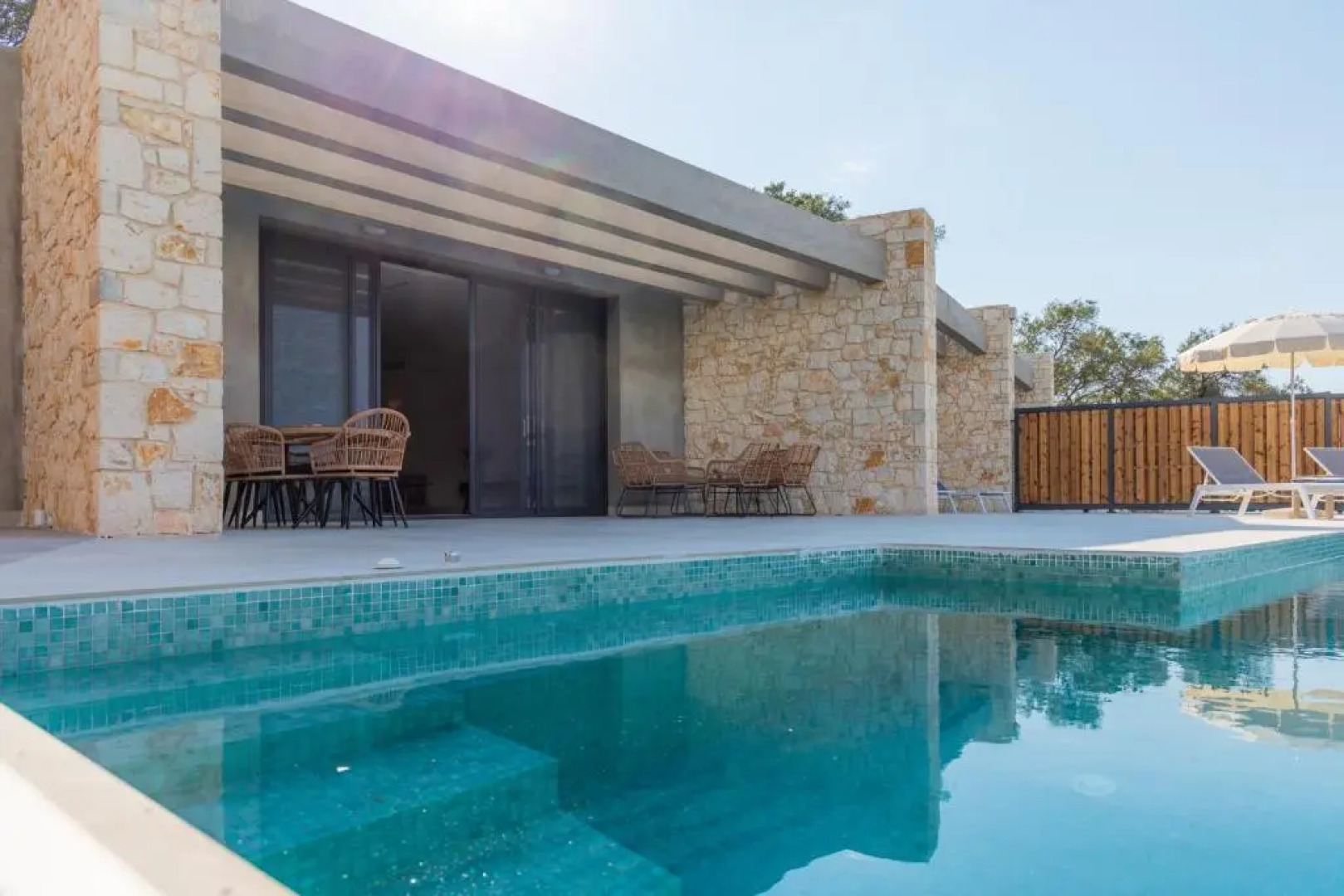 Villa Waterlily by MediterraneanVillas