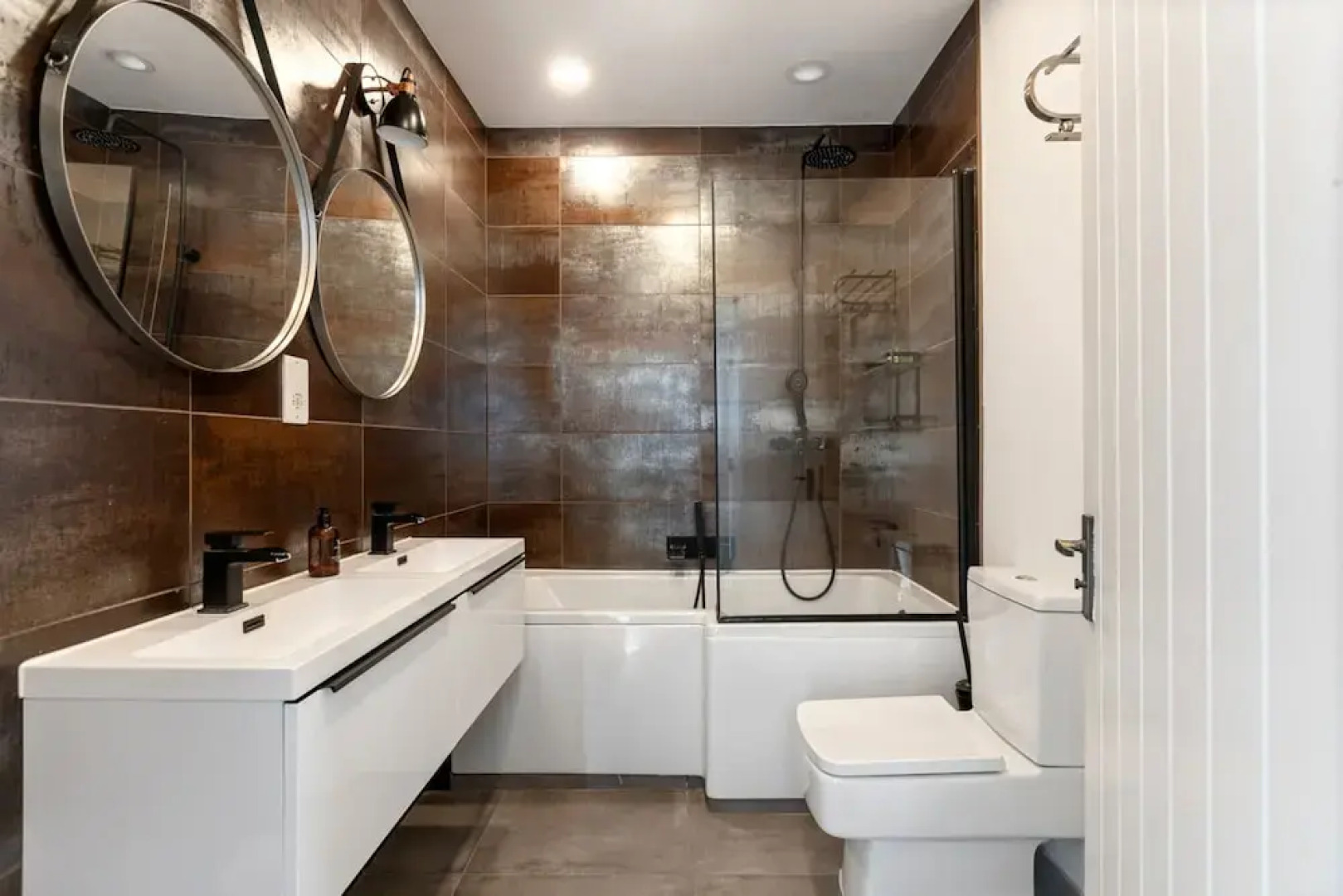 Crazy Fox Garden Cabin - From 120 Per Night