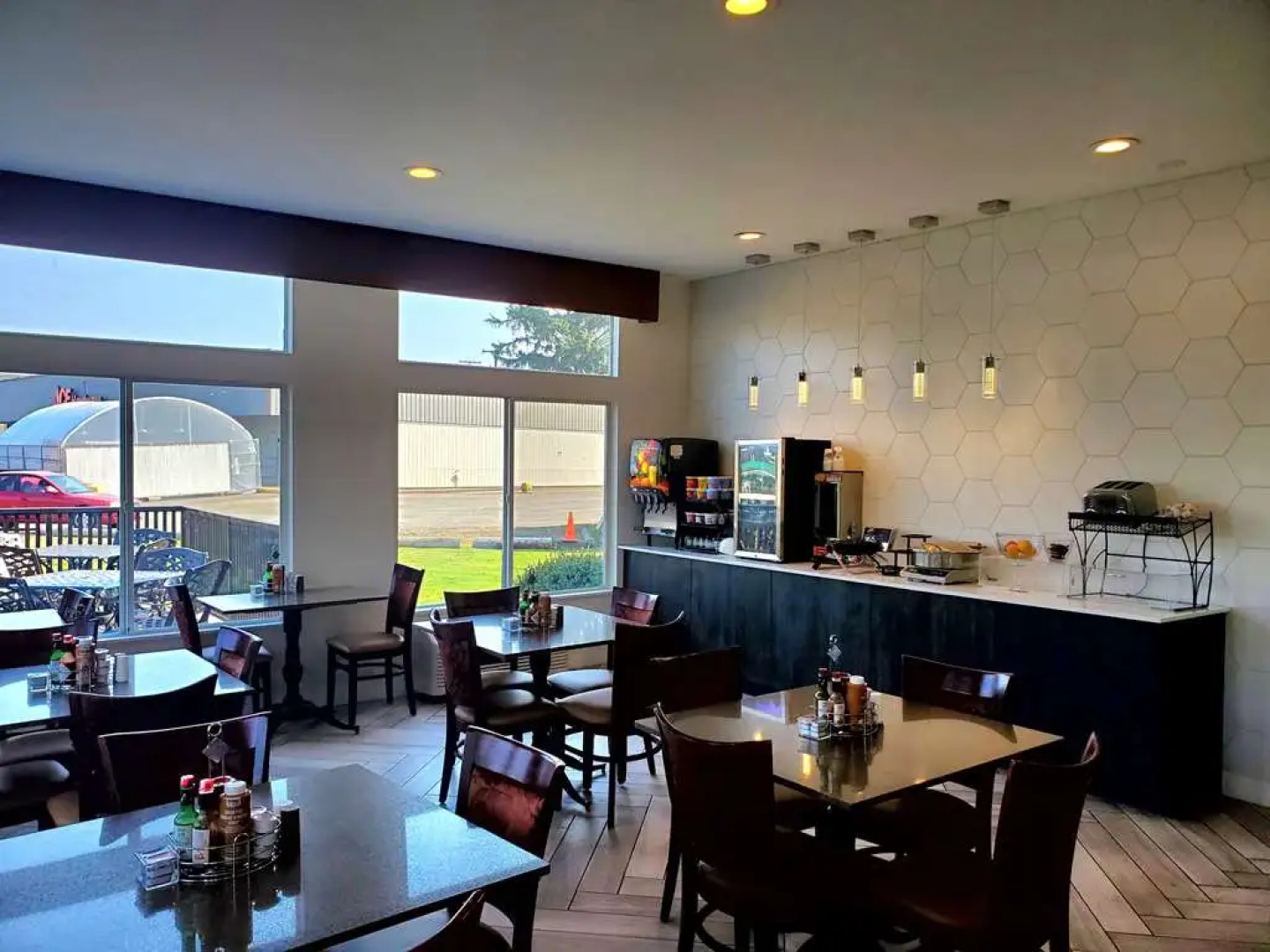 Best Western Salbasgeon Inn & Suites of Reedsport