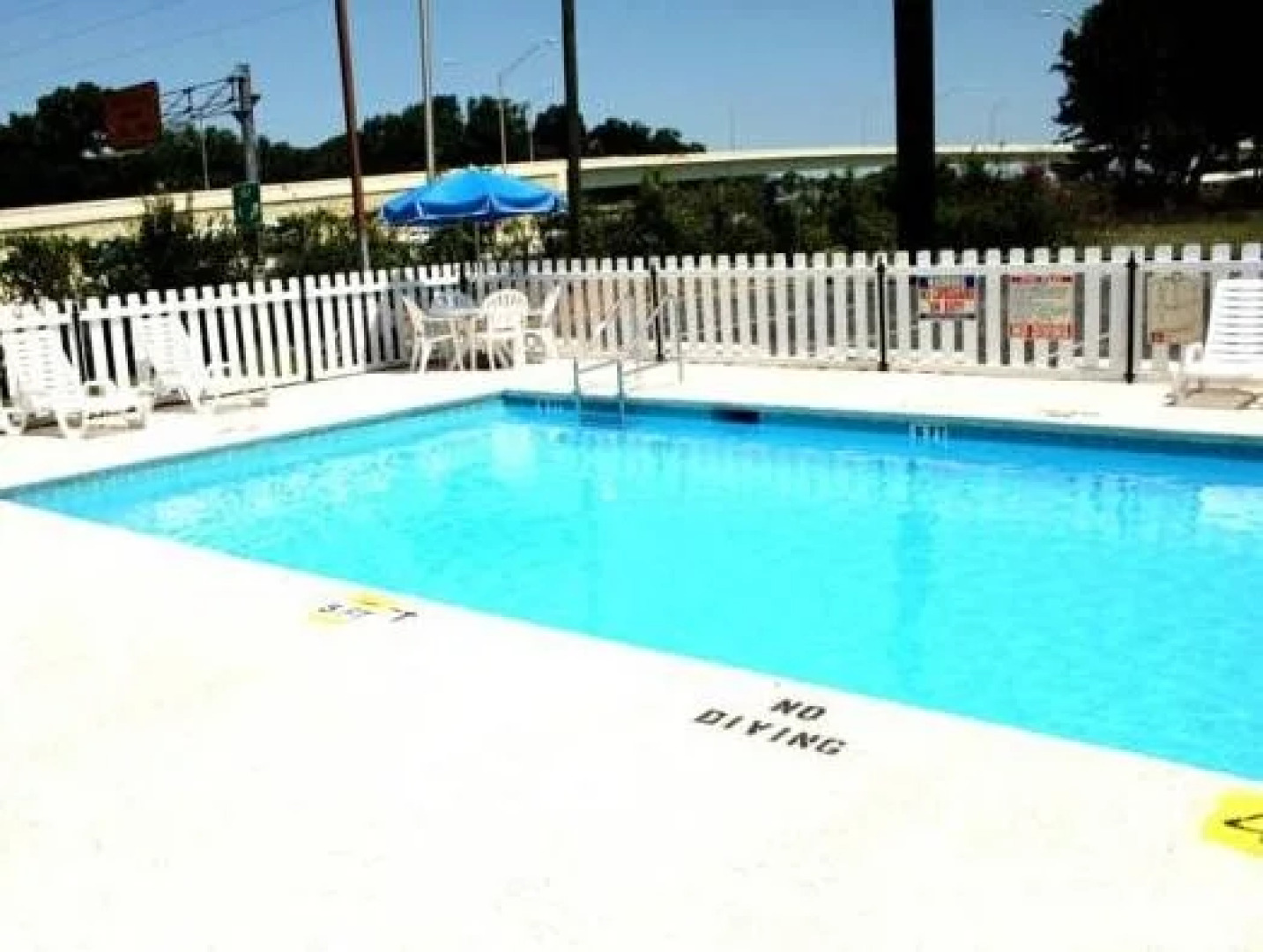 Heaven Hotel Lodge of Pensacola