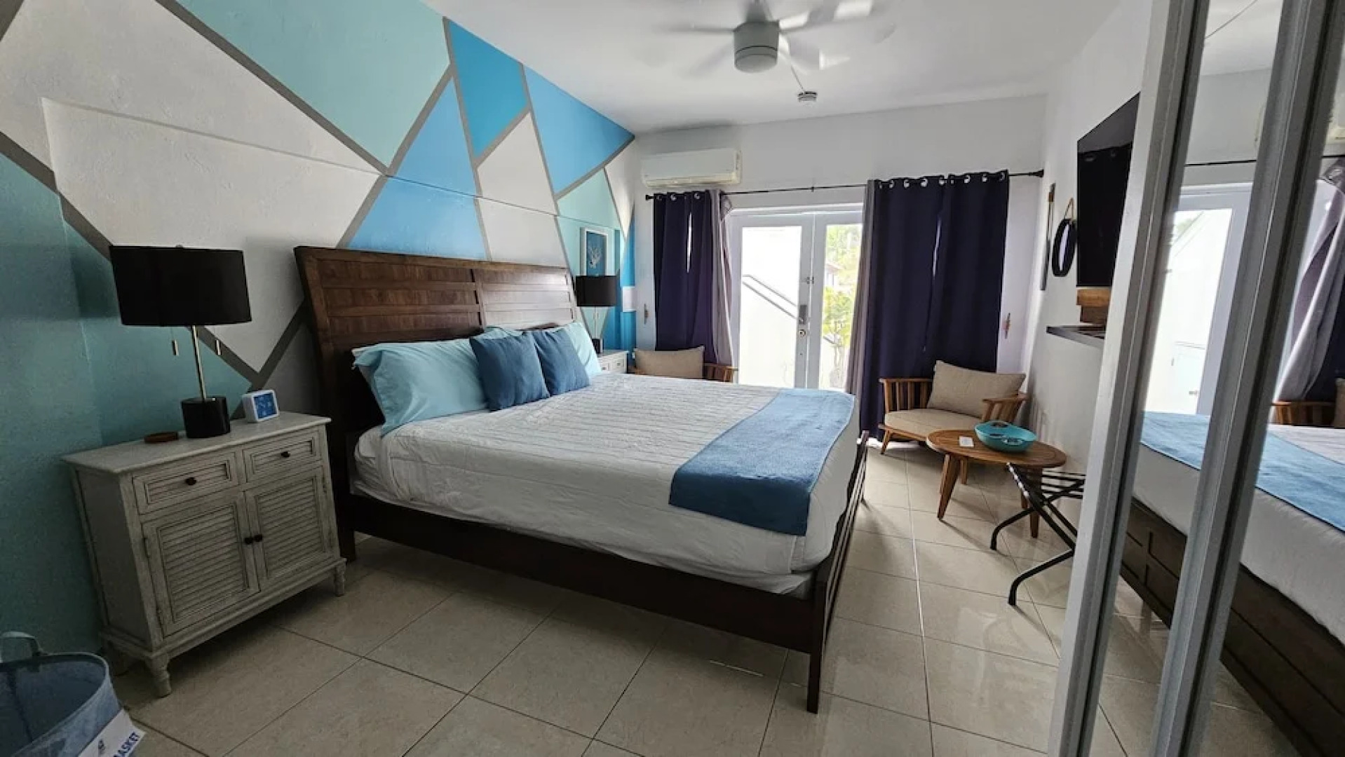 Aqua Marina Beach Club