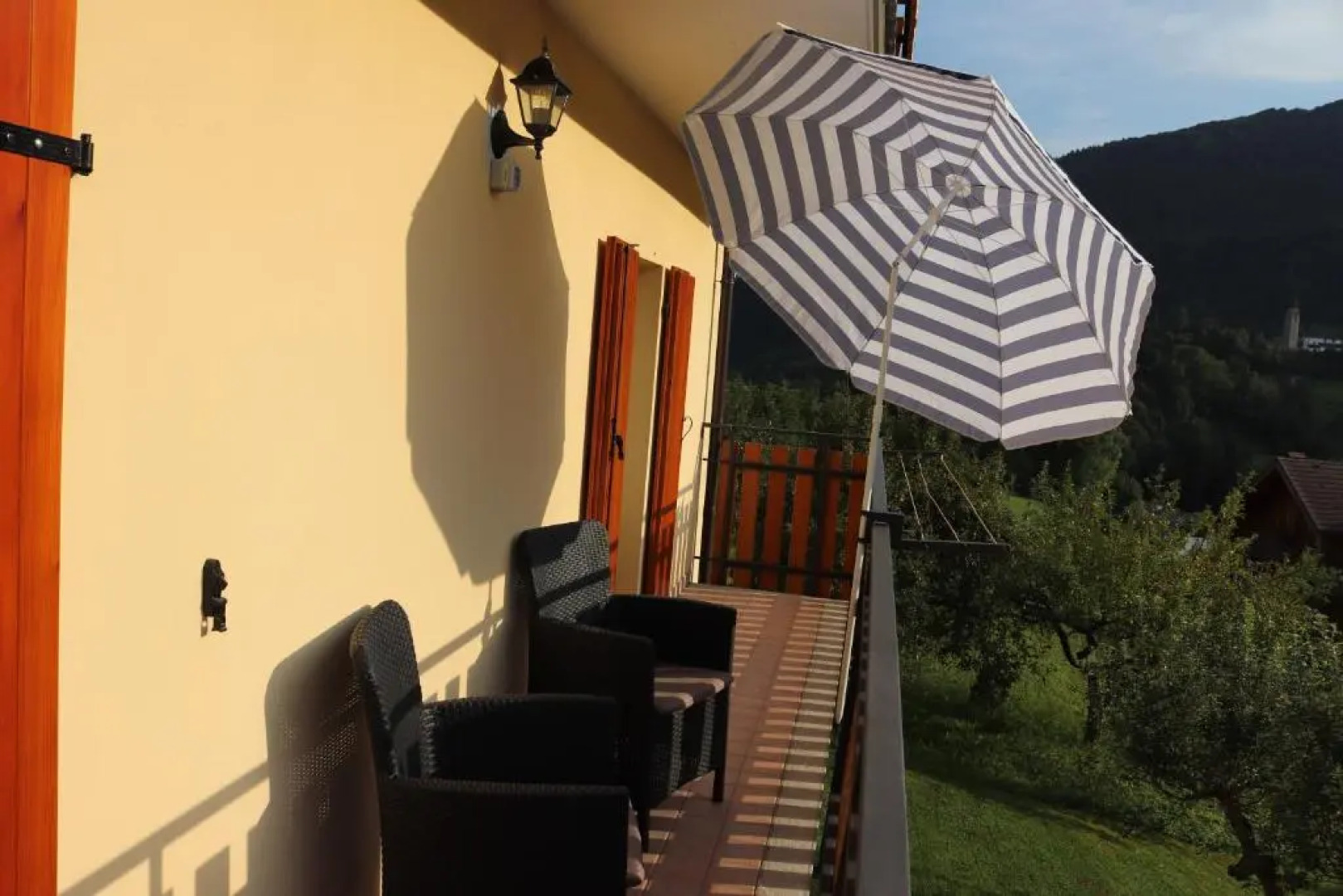 A DUE PASSI Room & Breakfast