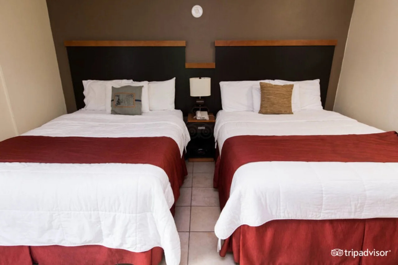 Le Consulat, An Ascend Collection Hotel