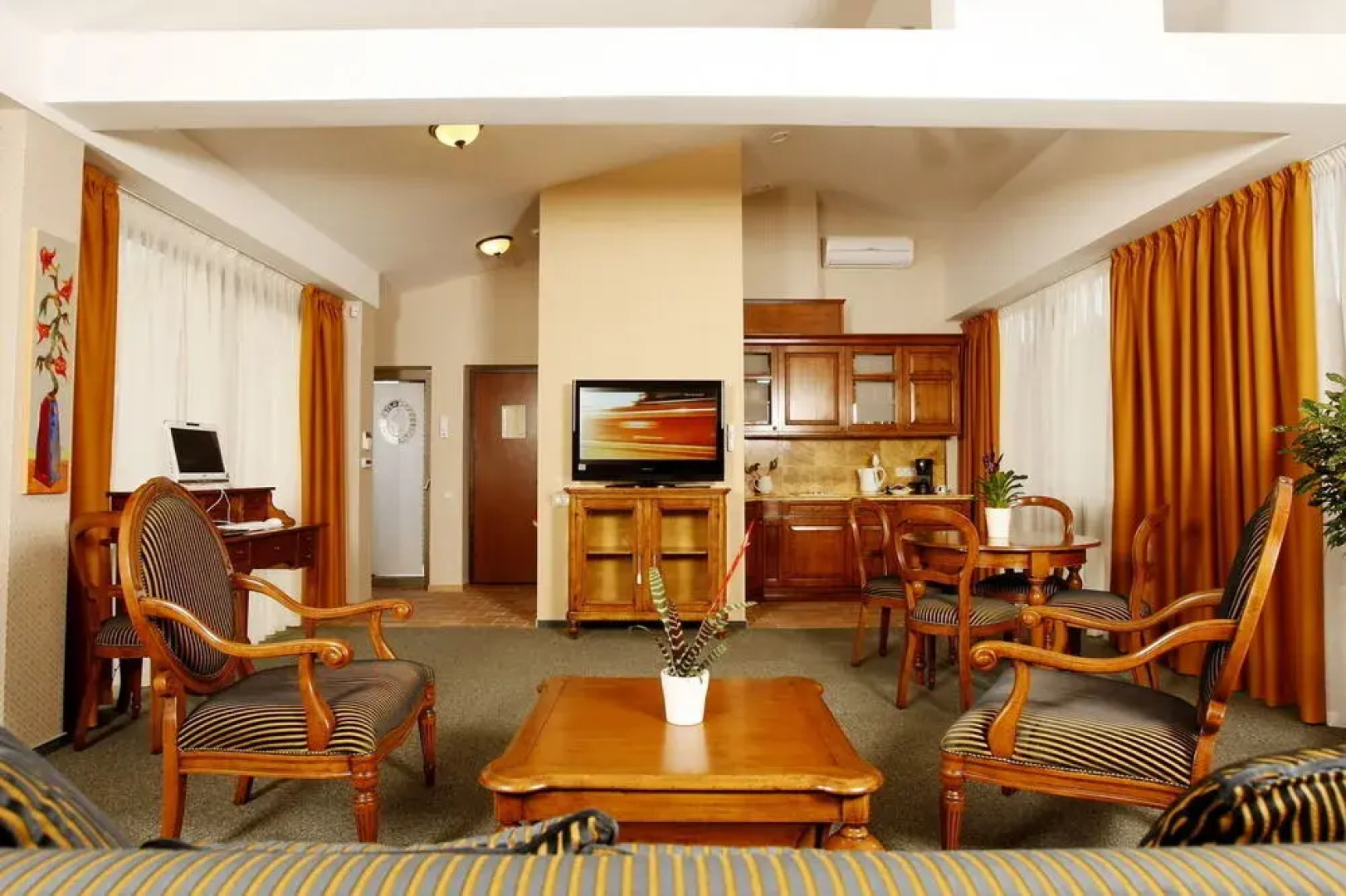 Friedrich Guesthouse