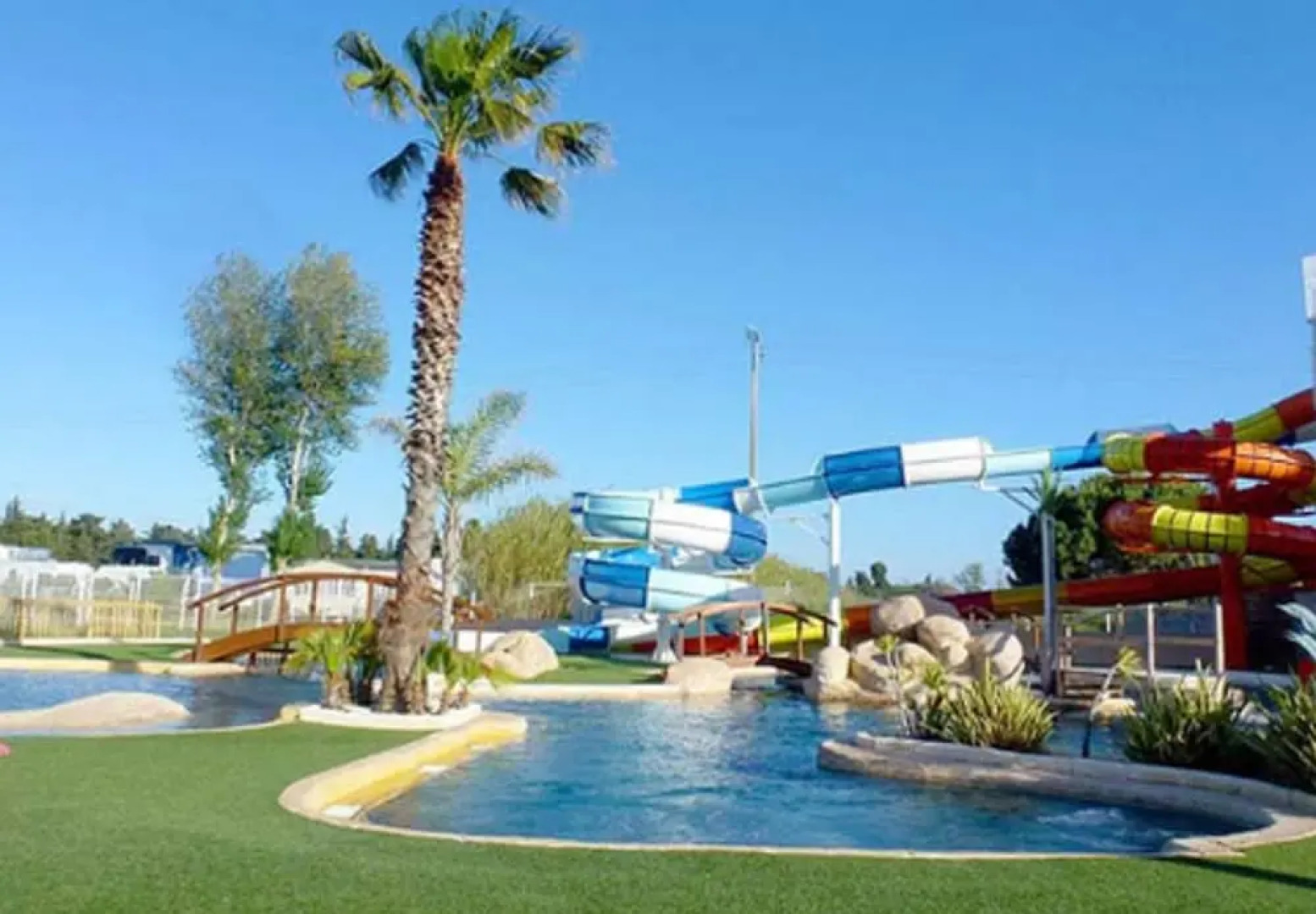 Apartment With one Bedroom in Le Barcarès, With Wonderful Lake View, P