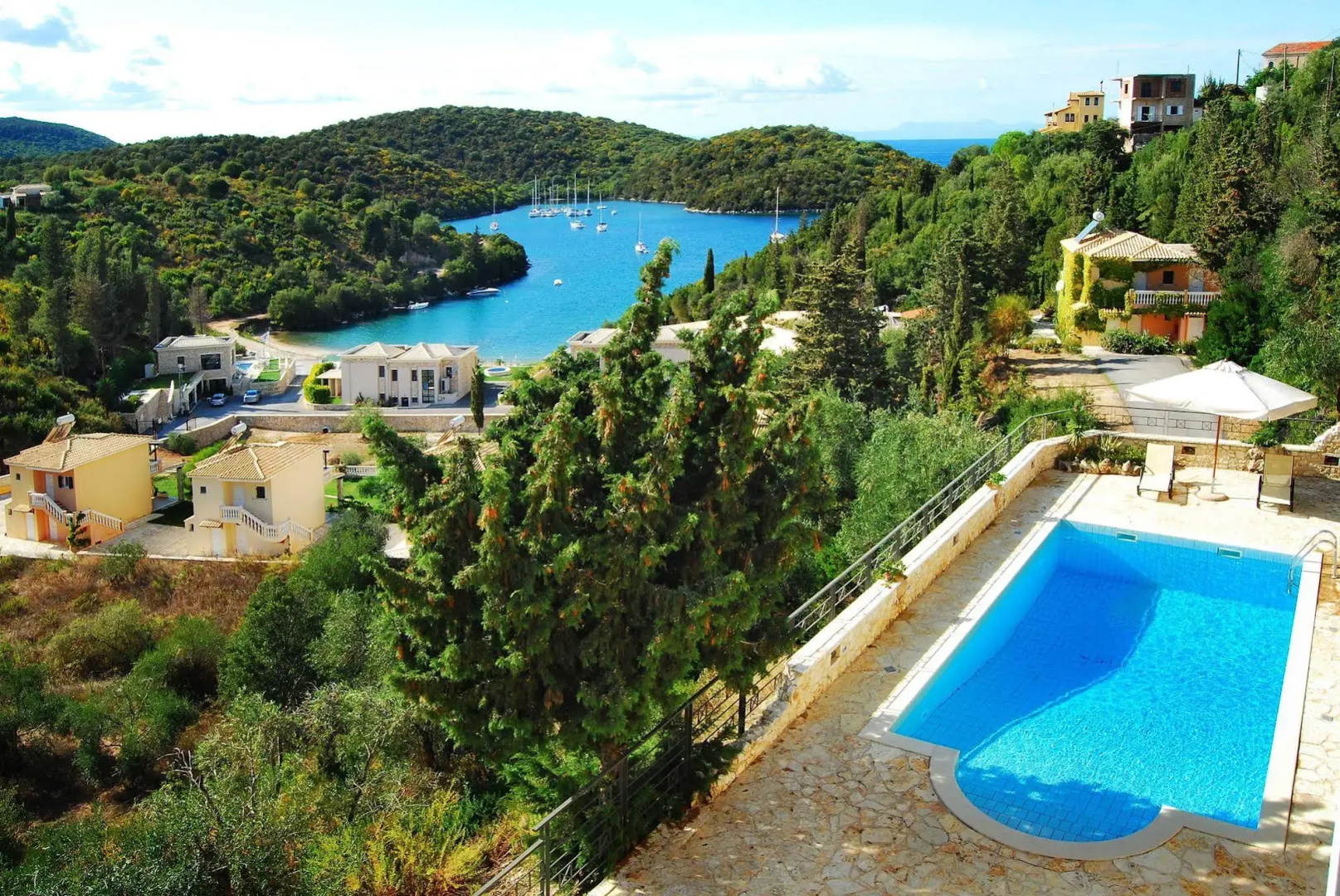 Niriides Apartments