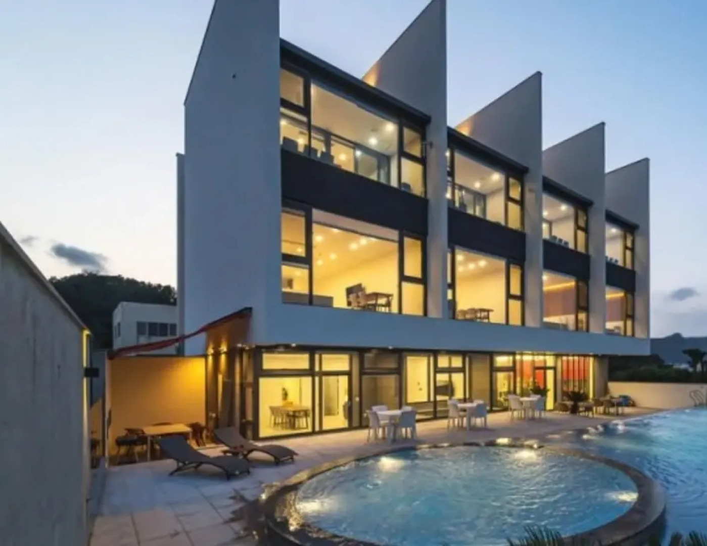 Pohang Red House Ocean Hills Pension