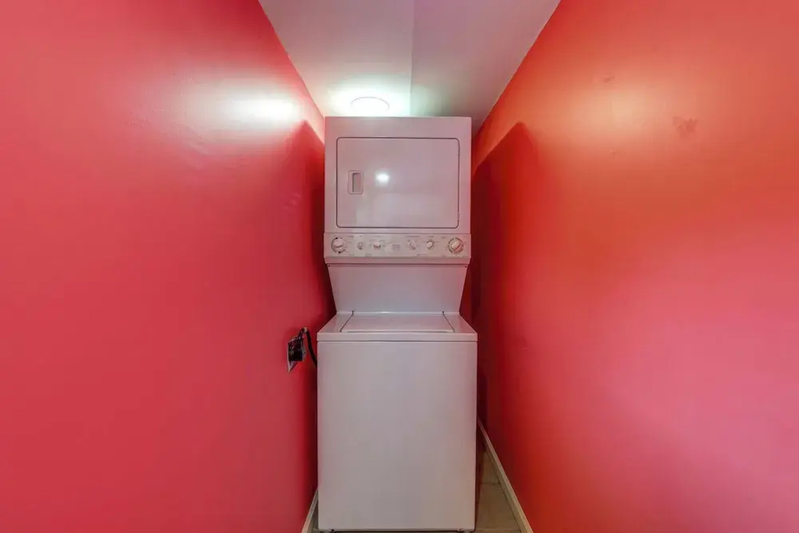 11 Mi to Oneida Lake: Spacious Apt in Verona!