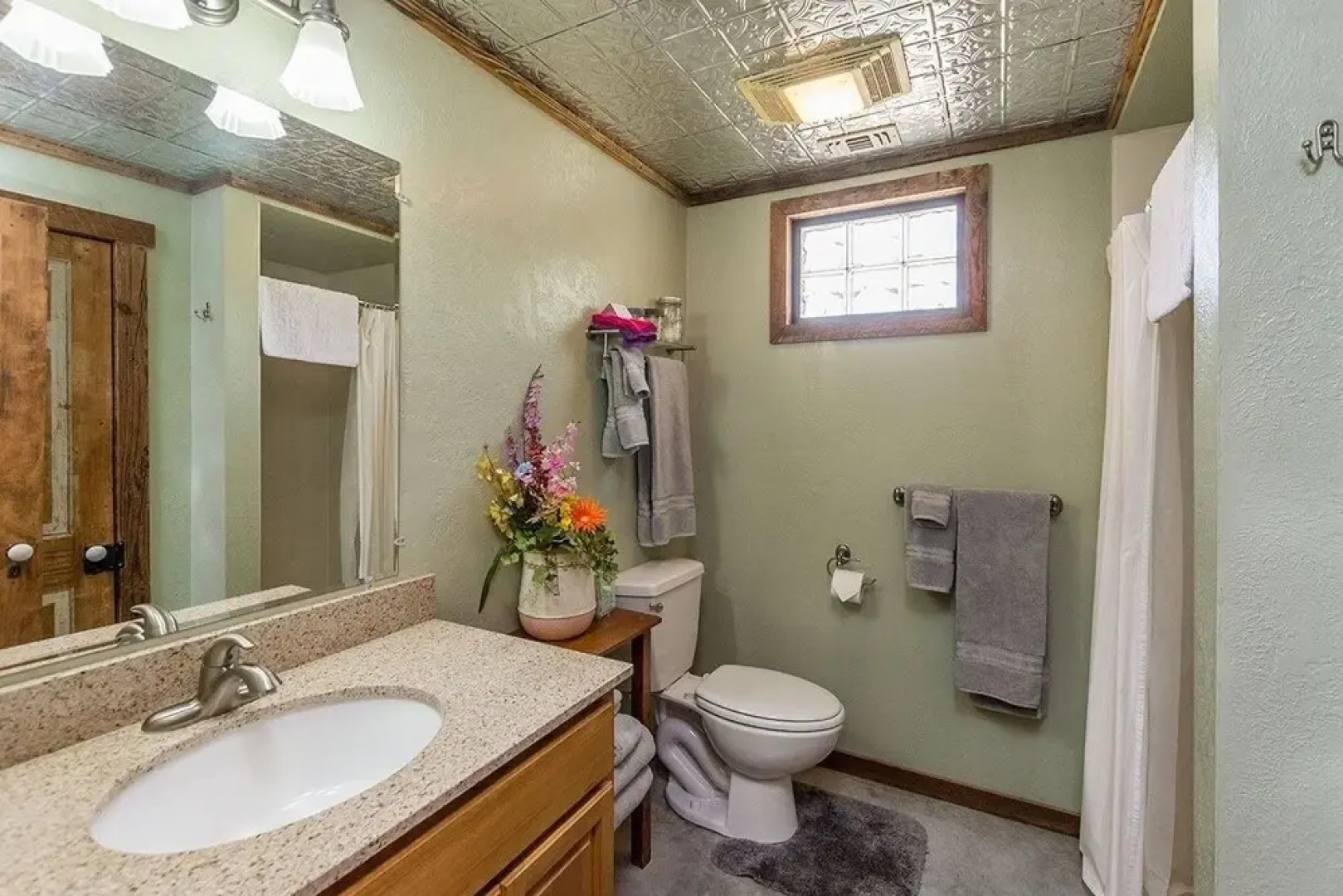 Country Memories 1 Bedroom Cottage by Redawning