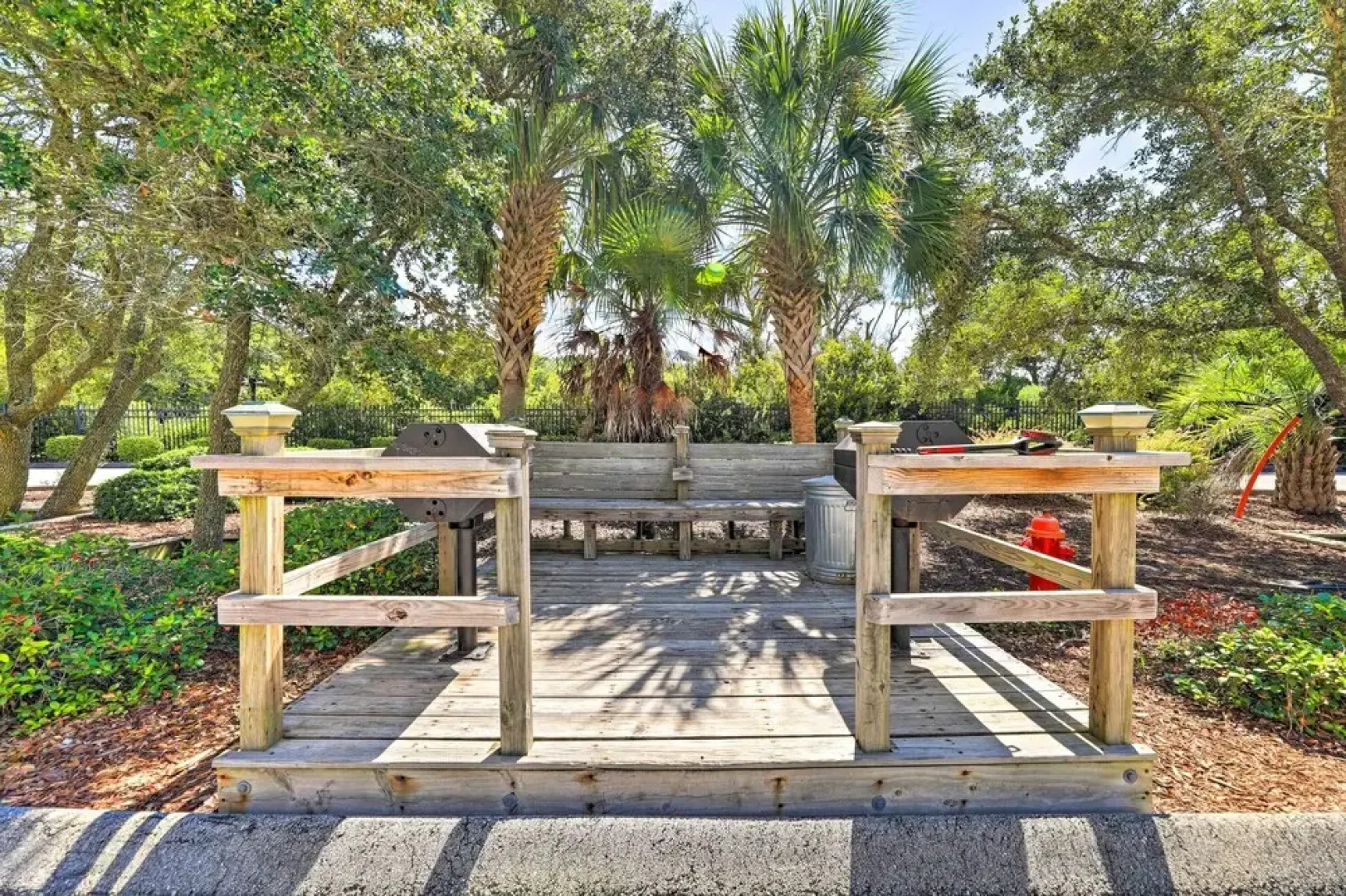 Indian Beach Resort Condo; Walk to Oceanfront!