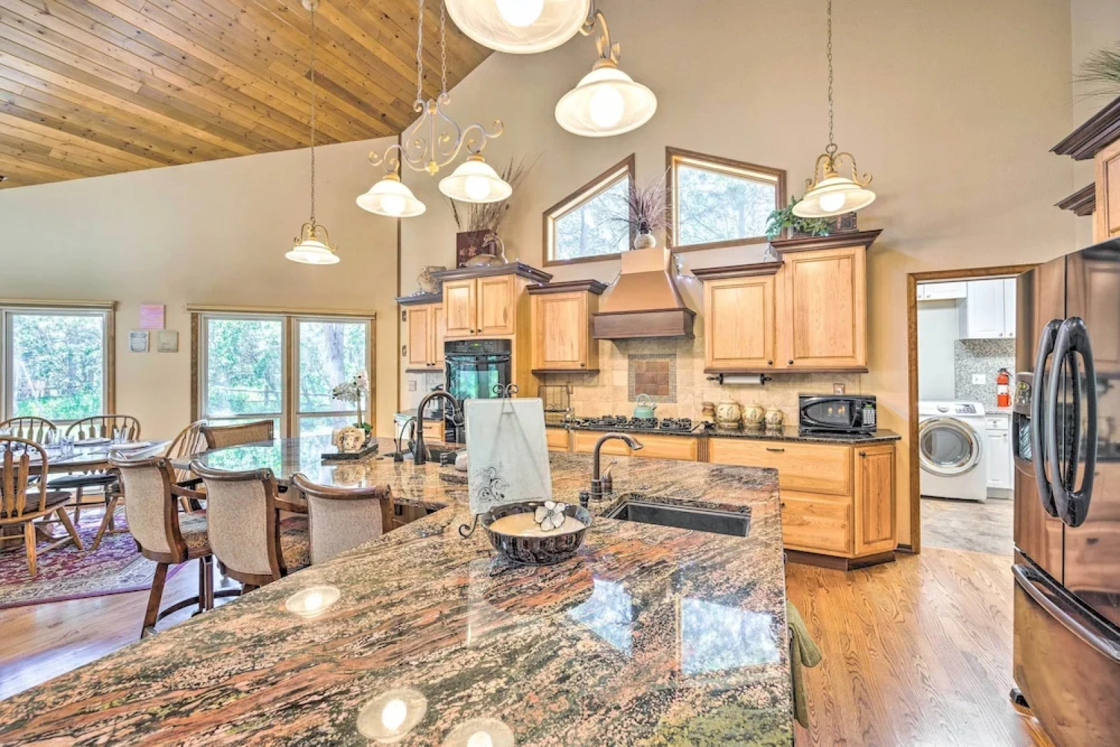 Serene Monument Sanctuary w/ Patio & Fire Pit!