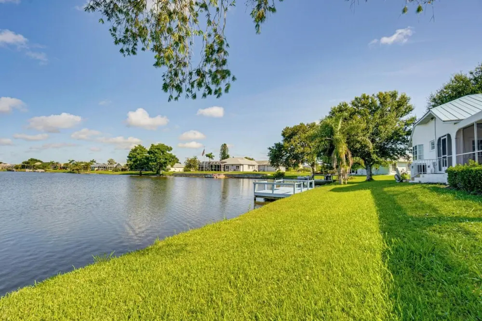 Poolside Bliss & Lake Fun: Florida Getaway!