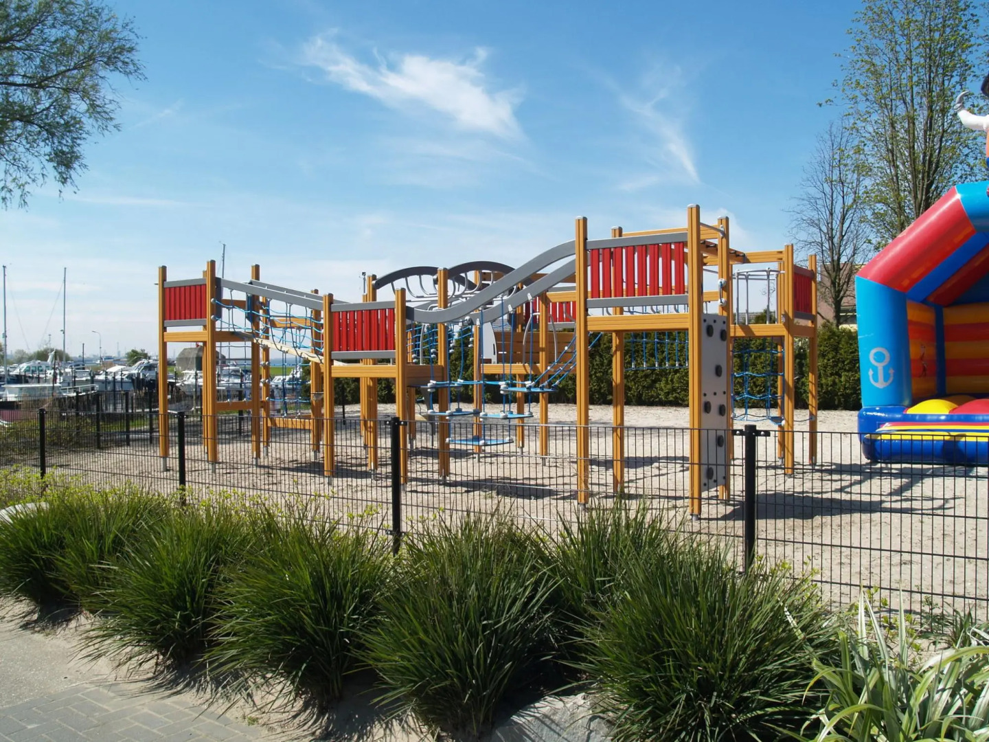 Well-kept Chalet not far From the Biesbosch