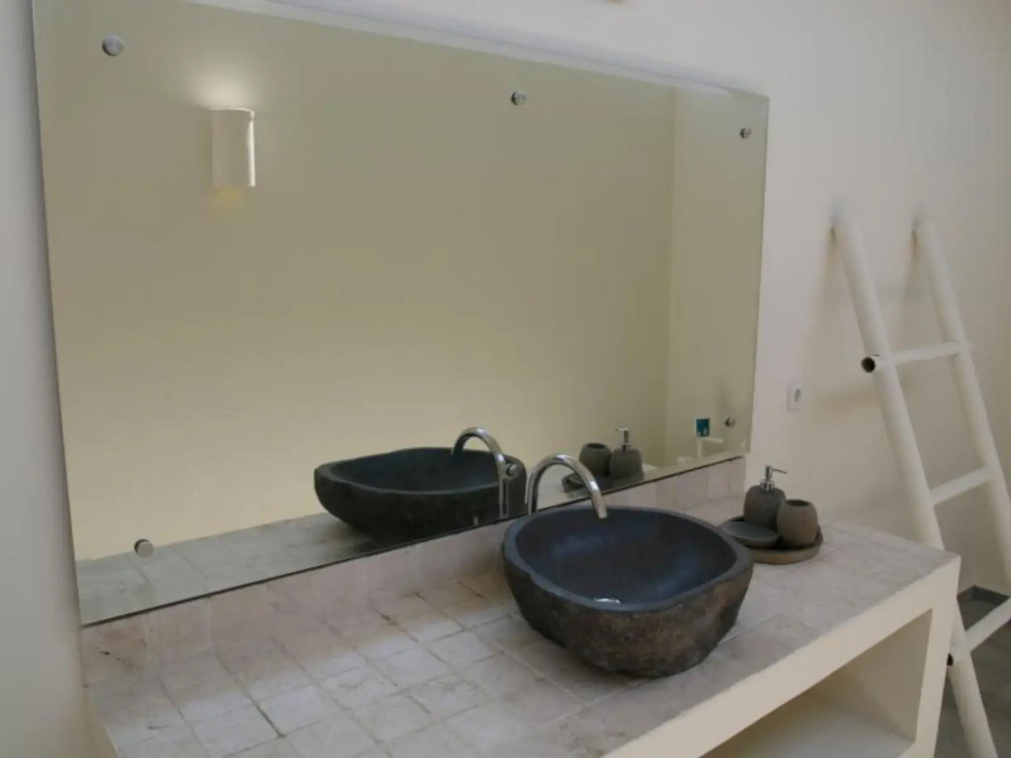 Tamoa Boutique Hotel