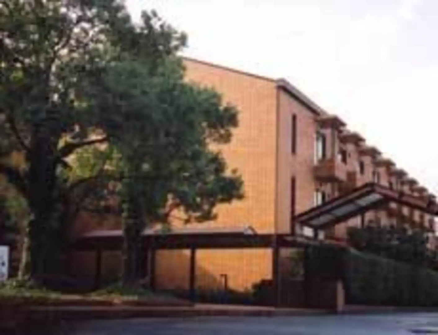 Kumozu Hotel and Conference