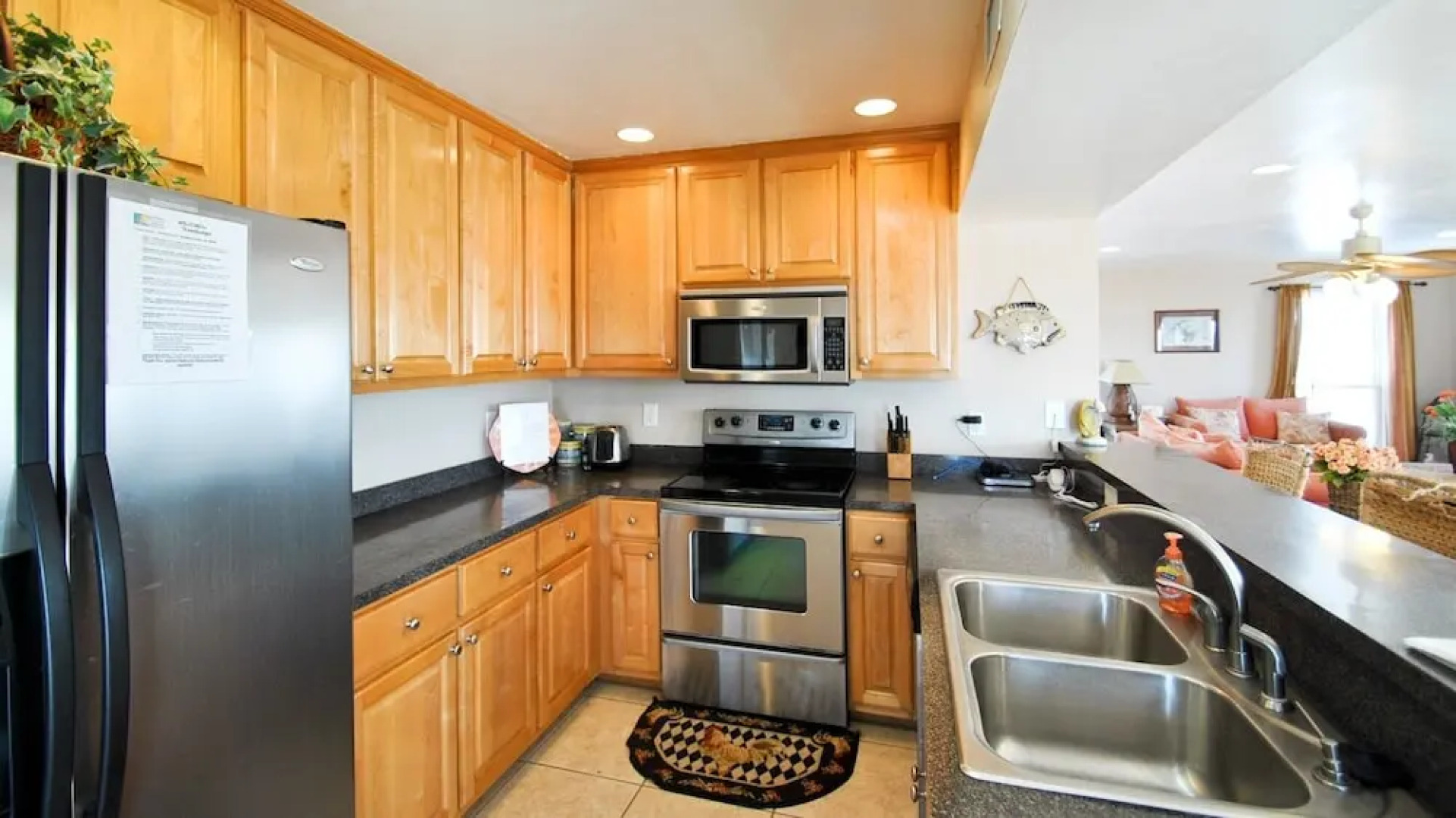 Kowabunga - You'll Love The Rooftop Deck And Private Heated Dipping Pool! Pet Friendly! 4 Bedroom Home by RedAwning